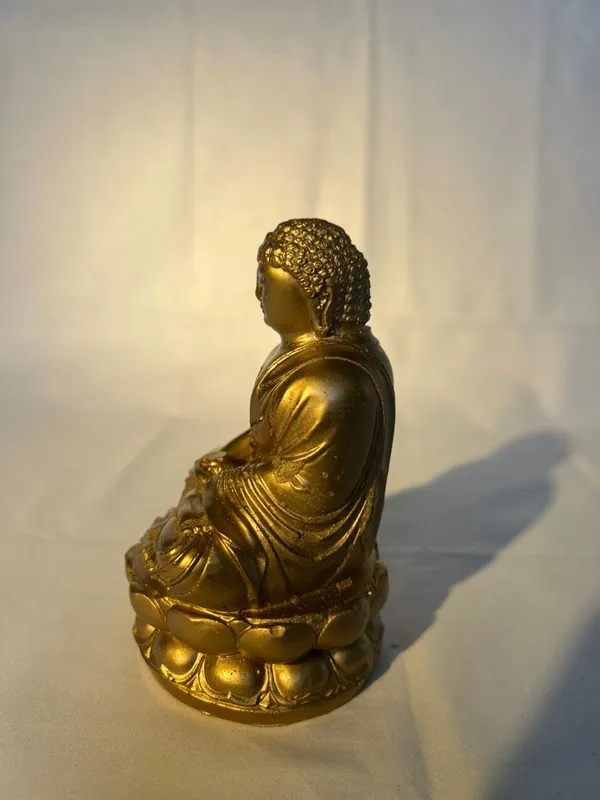 Decorative_Buddha_Statue_Golden_And_Black_Finish