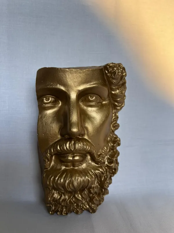 Decorative_Golden_Greek_Theater_Mask_Wall_Decor