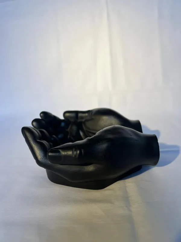 Black_Resin_Cupped_Hands_Decorative_Bowl