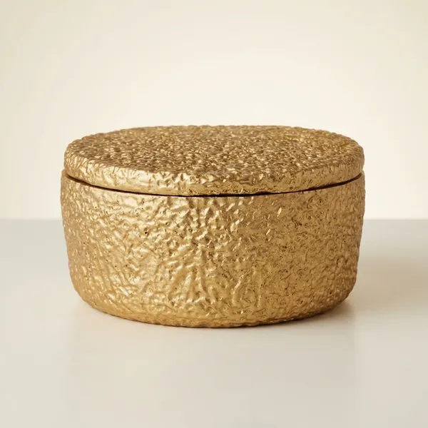 Hammered_Gold_Finish_Round_Jewelry_Box_With_Lid
