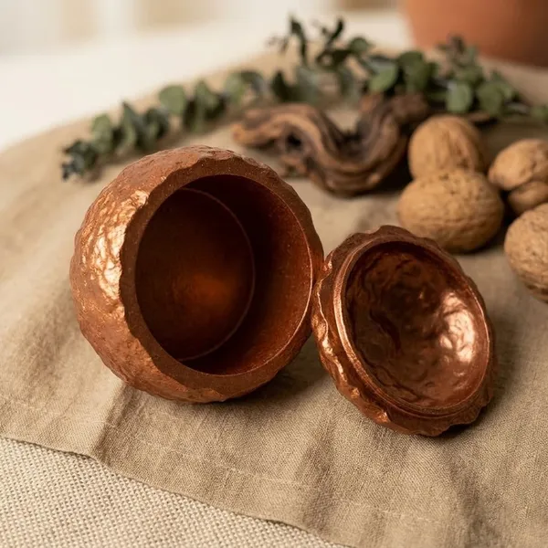 Handcrafted_Copper_Toned_Decorative_Sphere_Box_With_Lid