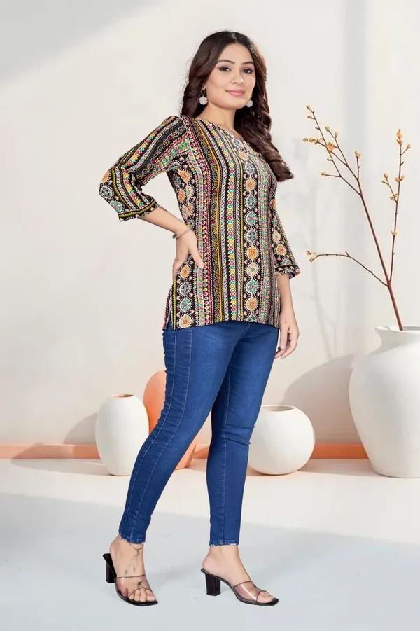 Black_Cotton_Short_Kurti_For_Women