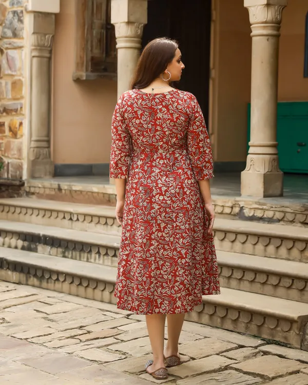 Red_Begar_Jaal_Bagru_Print_Angrakha_Dress