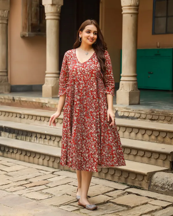 Red_Begar_Jaal_Bagru_Print_Angrakha_Dress