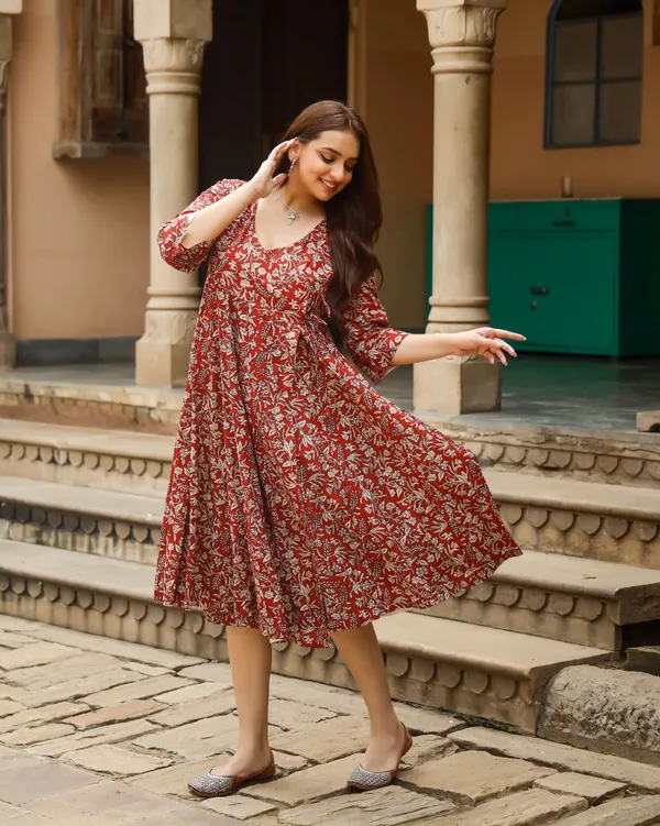 Red_Begar_Jaal_Bagru_Print_Angrakha_Dress