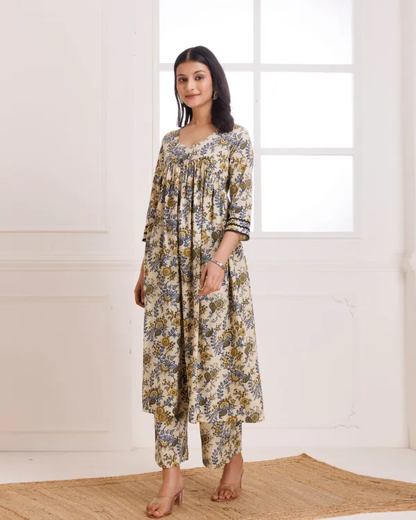 Beige_Bagru_Hand_Block_Printed_Cotton_Gathekurta_Pant