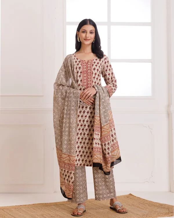 Beige_Bagru_Hand_Block_Printed_Cotton_Suit_Set