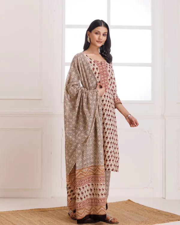 Beige_Bagru_Hand_Block_Printed_Cotton_Suit_Set