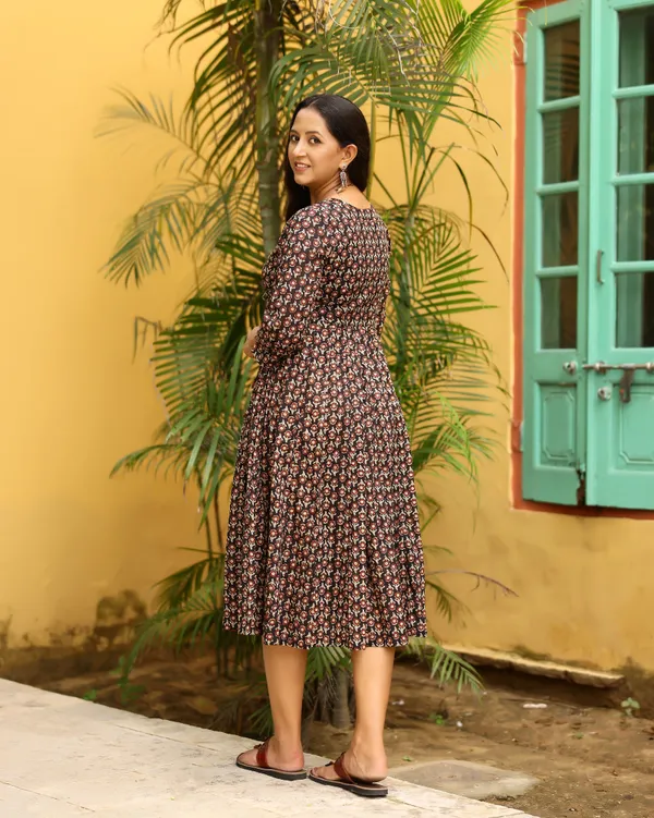 Multicolour_Bagru_Butti_Print_Cotton_Angrakha_Dress