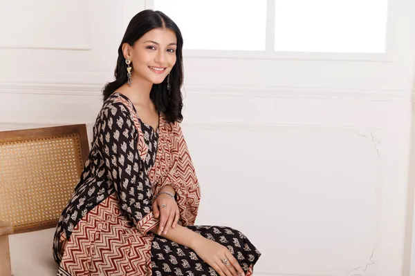 Black_Bagru_Hand_Printed_Cotton_Suit_Set