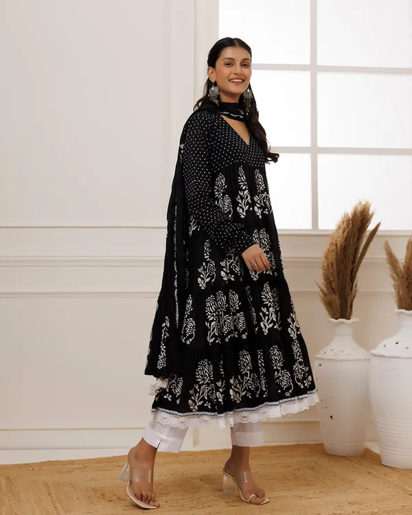 Black_Hand_Block_Printed_Cotton_Anarkali_Suit