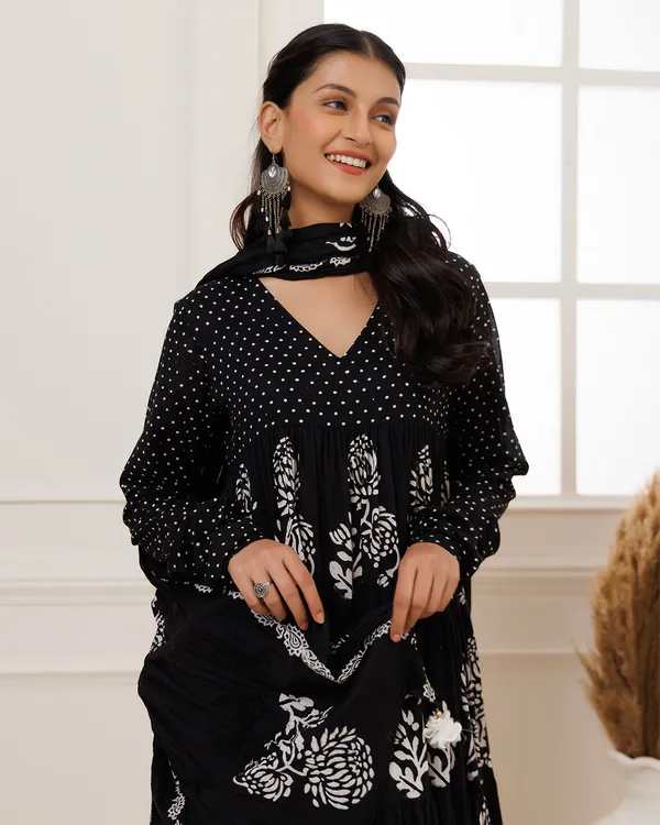 Black_Hand_Block_Printed_Cotton_Anarkali_Suit