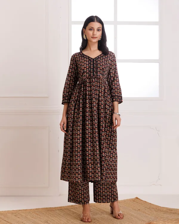 Black_Bagru_Hand_Block_Printed_Cotton_Gathekurta_Pant