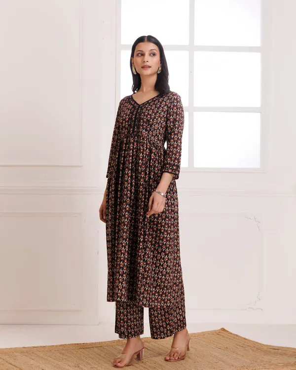 Black_Bagru_Hand_Block_Printed_Cotton_Gathekurta_Pant