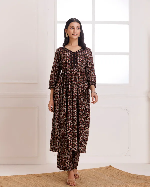 Black_Bagru_Hand_Block_Printed_Cotton_Gathekurta_Pant