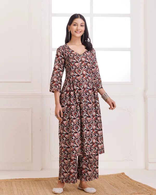 Multicolour_Bagru_Hand_Block_Printed_Cotton_Pintucks_Kurta_Pant
