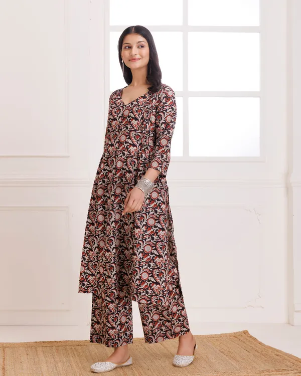 Multicolour_Bagru_Hand_Block_Printed_Cotton_Pintucks_Kurta_Pant