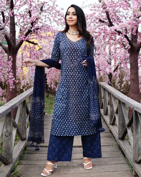 Navy_Blue_Block_Butti_Print_Cotton_Kurta_Pant_Set