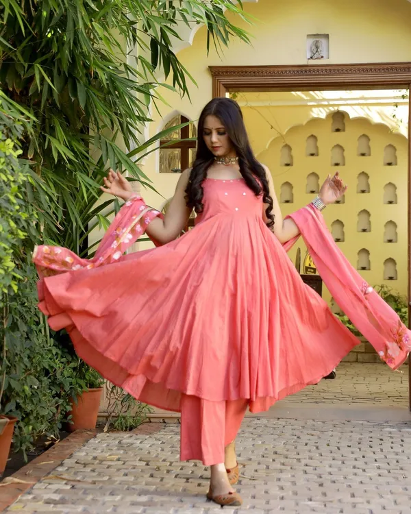 Pink_Coral_Hand_Painted_Mulmul_Anarkali_Suit