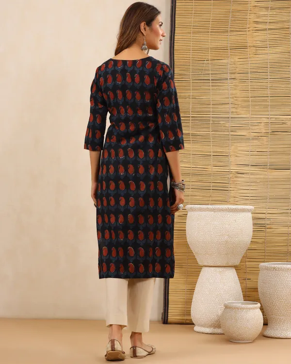Black_Dabu_Hand_Block_Printed_Cotton_Pleated_Kurti