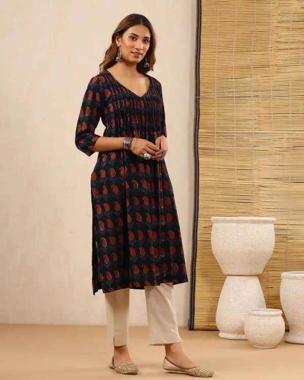 Black_Dabu_Hand_Block_Printed_Cotton_Pleated_Kurti