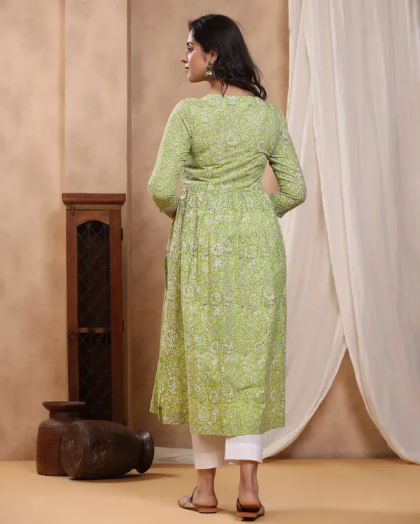 Green_Dabu_Hand_Block_Printed_Cotton_Gathekurti