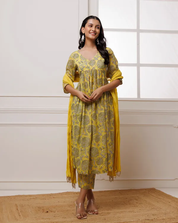 Yellow_Ghazal_Dabu_Hand_Block_Printed_Mul_Gathesuit_Set