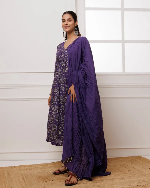 Purple_Ghazal_Violet_Dabu_Hand_Block_Printed_Mul_Gathesuit_Set