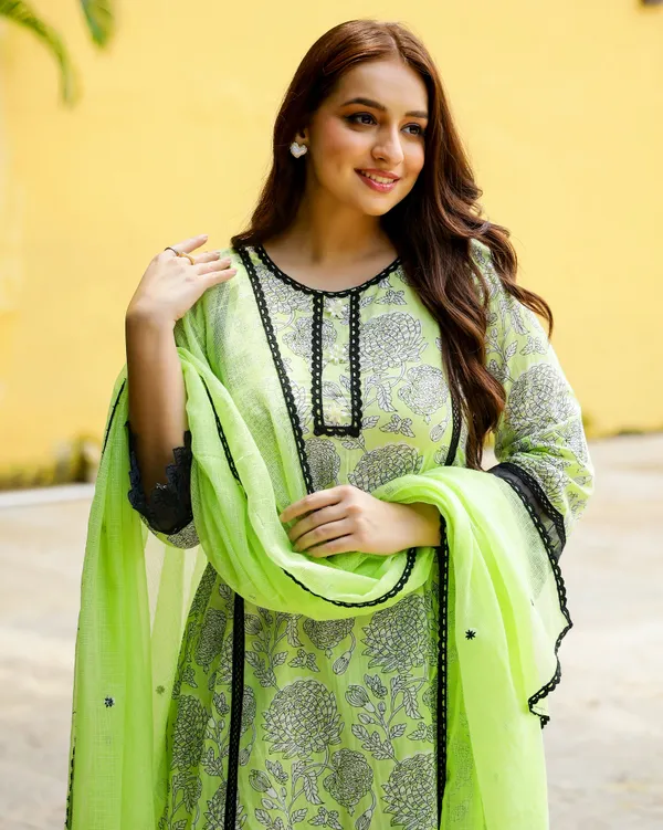Green_Block_Printed_Cotton_Suit_Set