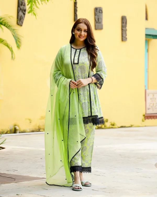 Green_Block_Printed_Cotton_Suit_Set