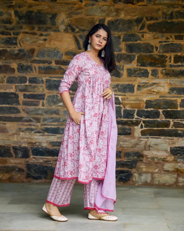 Lavender_Block_Printed_Cotton_Suit_Set