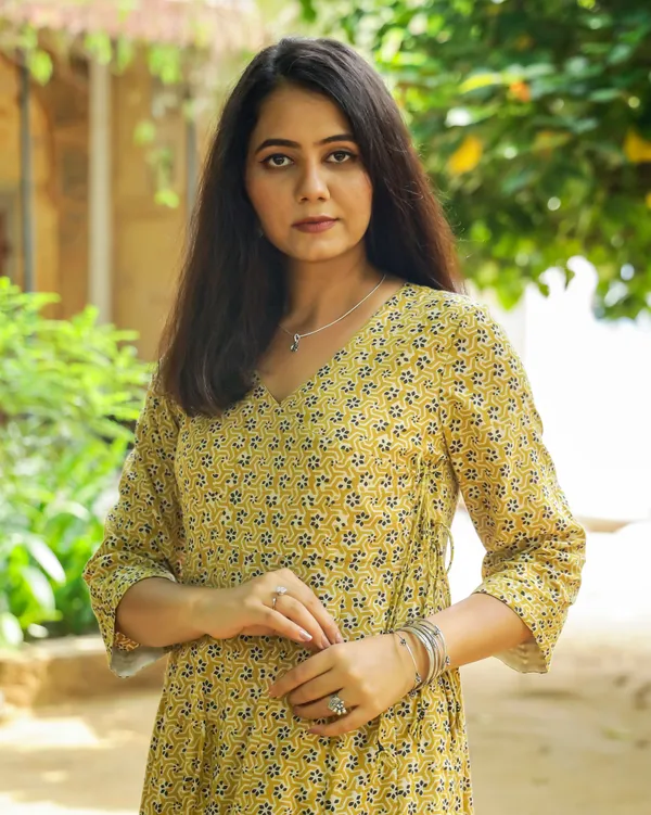 Mustard_Bagru_Butti_Print_Cotton_Angrakha_Dress