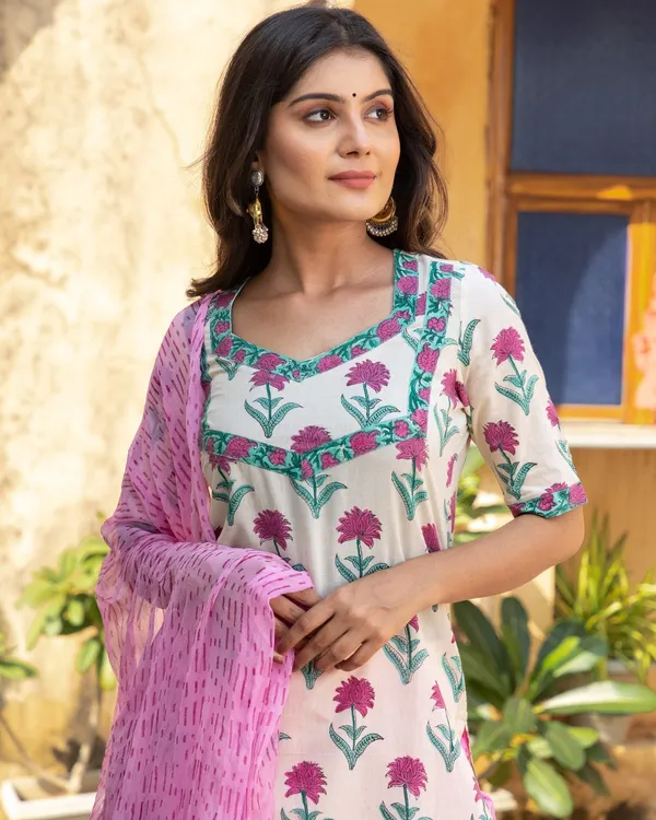 White_Block_Print_Cotton_Kurta_Pant_Set
