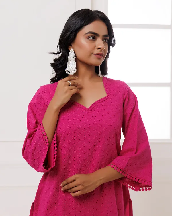 Pink_Cotton_Schiffli_Kurta_Set