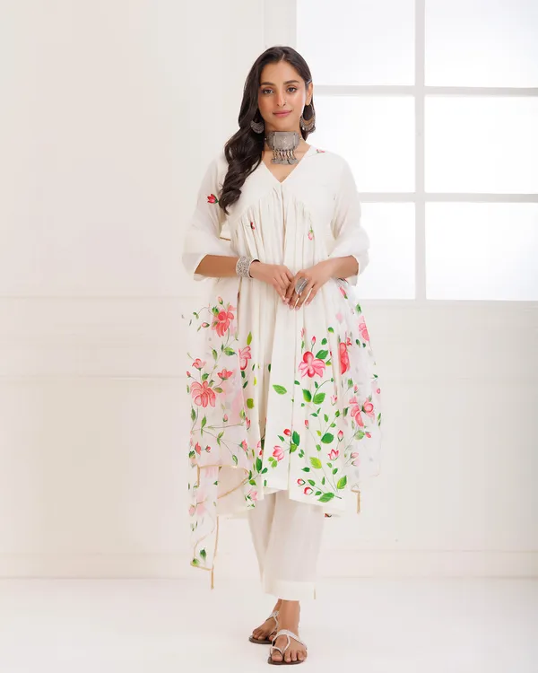 White_Rangreza_Ivory_Handpainted_Gathesuit_Set