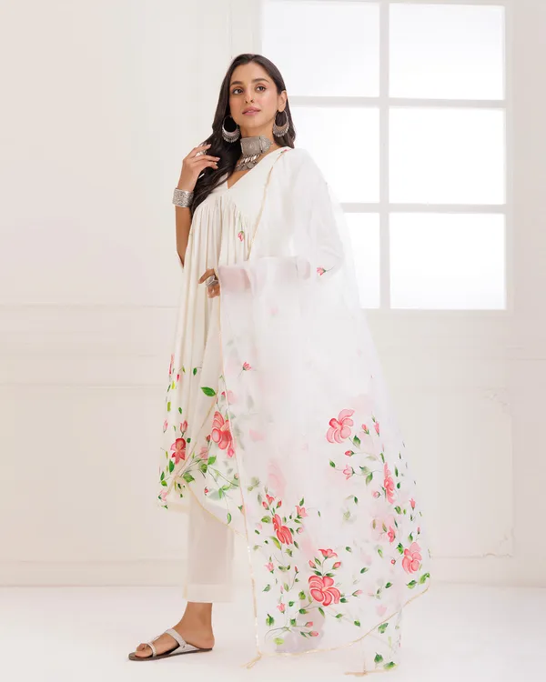 White_Rangreza_Ivory_Handpainted_Gathesuit_Set
