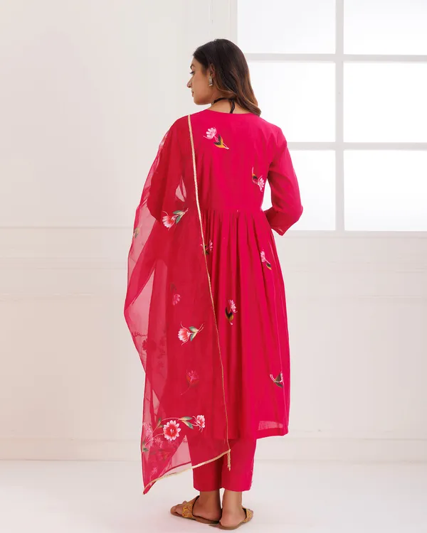 Pink_Rangreza_Magenta_Handpainted_Gathesuit_Set