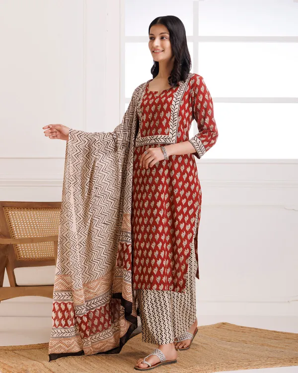 Red_Bagru_Butti_Block_Printed_Cotton_Suit_Set