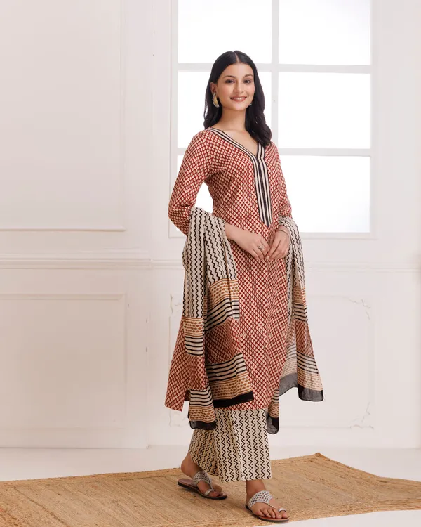 Red_Bagru_Butti_Block_Printed_Cotton_Suit_Set