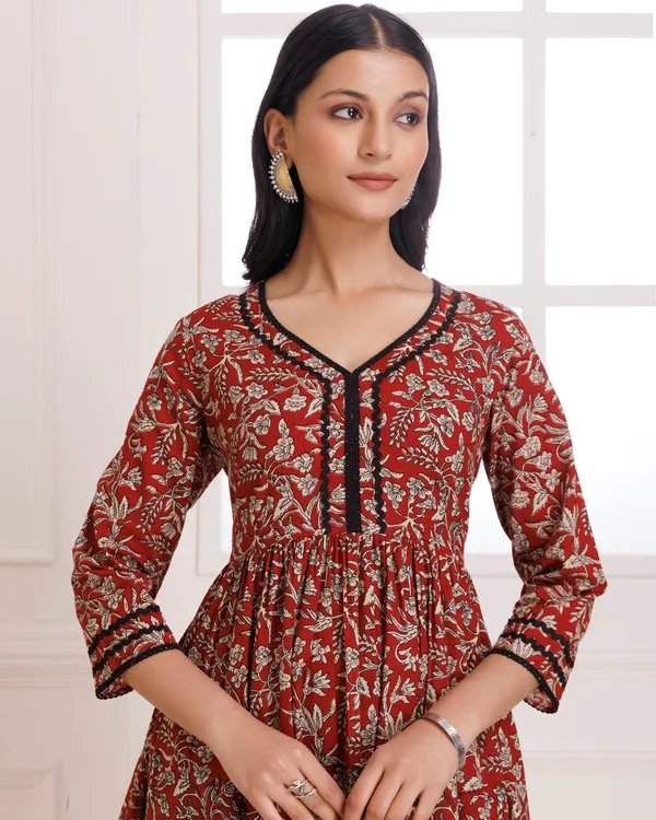 Red_Bagru_Hand_Block_Printed_Cotton_Gathekurta_Pant