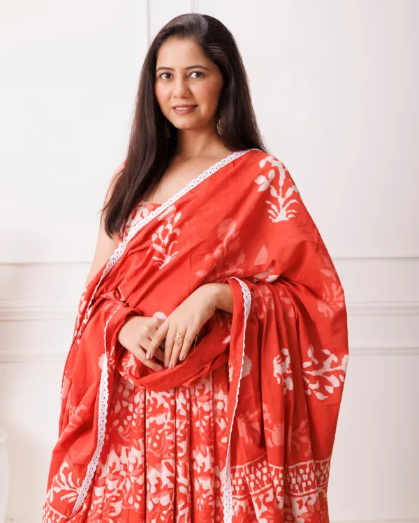 Red_Dabu_Print_Sleeveless_Anarkali_Suit