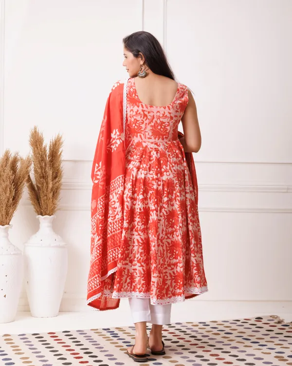 Red_Dabu_Print_Sleeveless_Anarkali_Suit