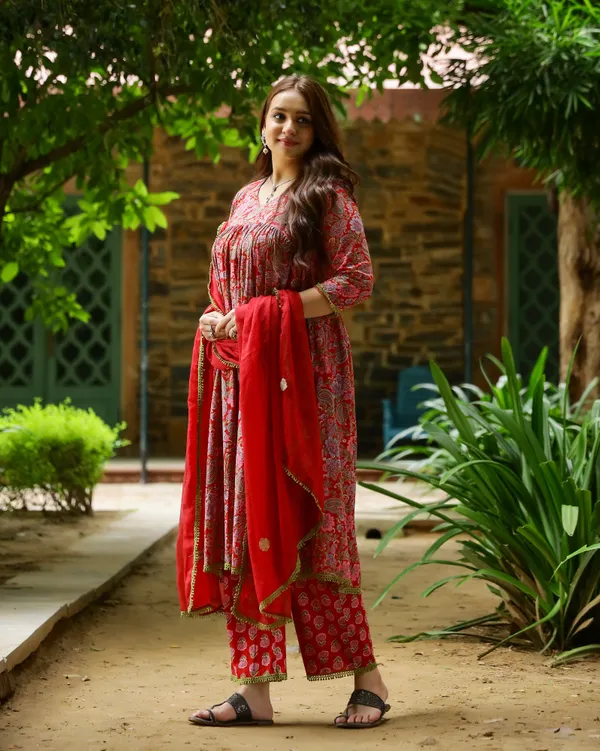 Red_Block_Printed_Cotton_Suit_Set