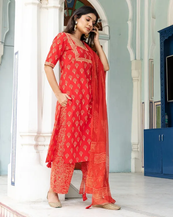 Red_Block_Butti_Print_Cotton_Kurta_Pant_Set
