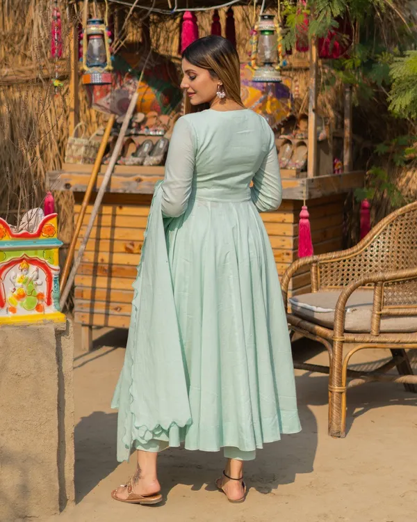 Green_Cotton_Embroideanarkali_Suit