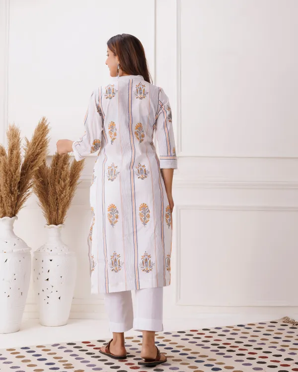 White_Gathe_Handblock_Printed_Cotton_Kurti