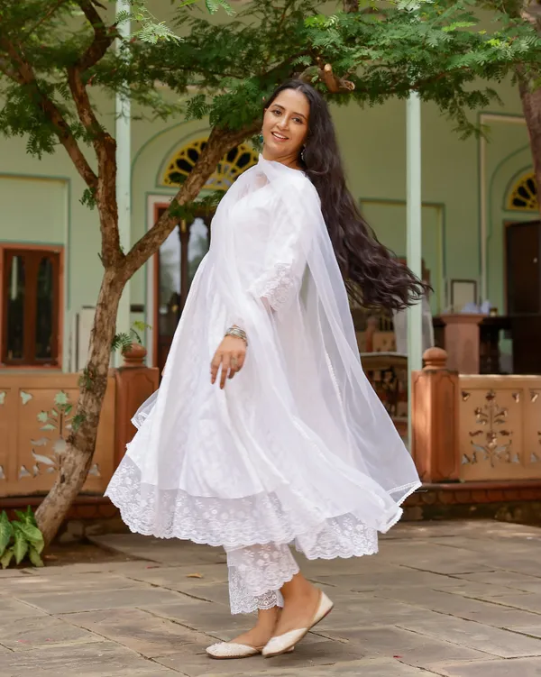 White_Lace_Dobby_Cotton_Anarkali_Suit