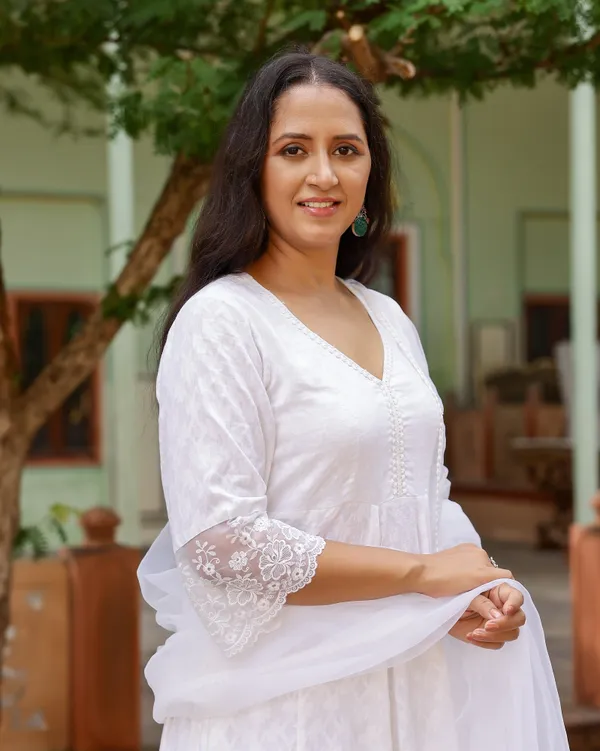 White_Lace_Dobby_Cotton_Anarkali_Suit