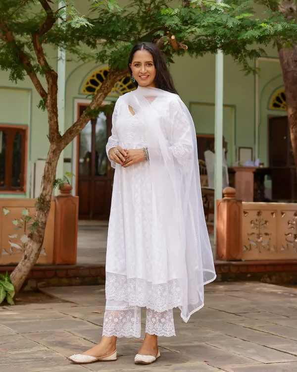 White_Lace_Dobby_Cotton_Anarkali_Suit
