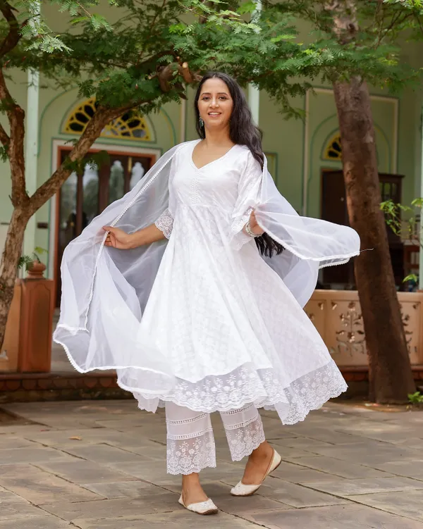 White_Lace_Dobby_Cotton_Anarkali_Suit